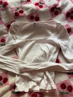 H&M White Ribbed Long-Sleeve Square Neck Top